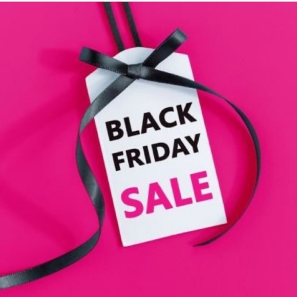 Kurt Geiger Handbags - Black Friday Sale
